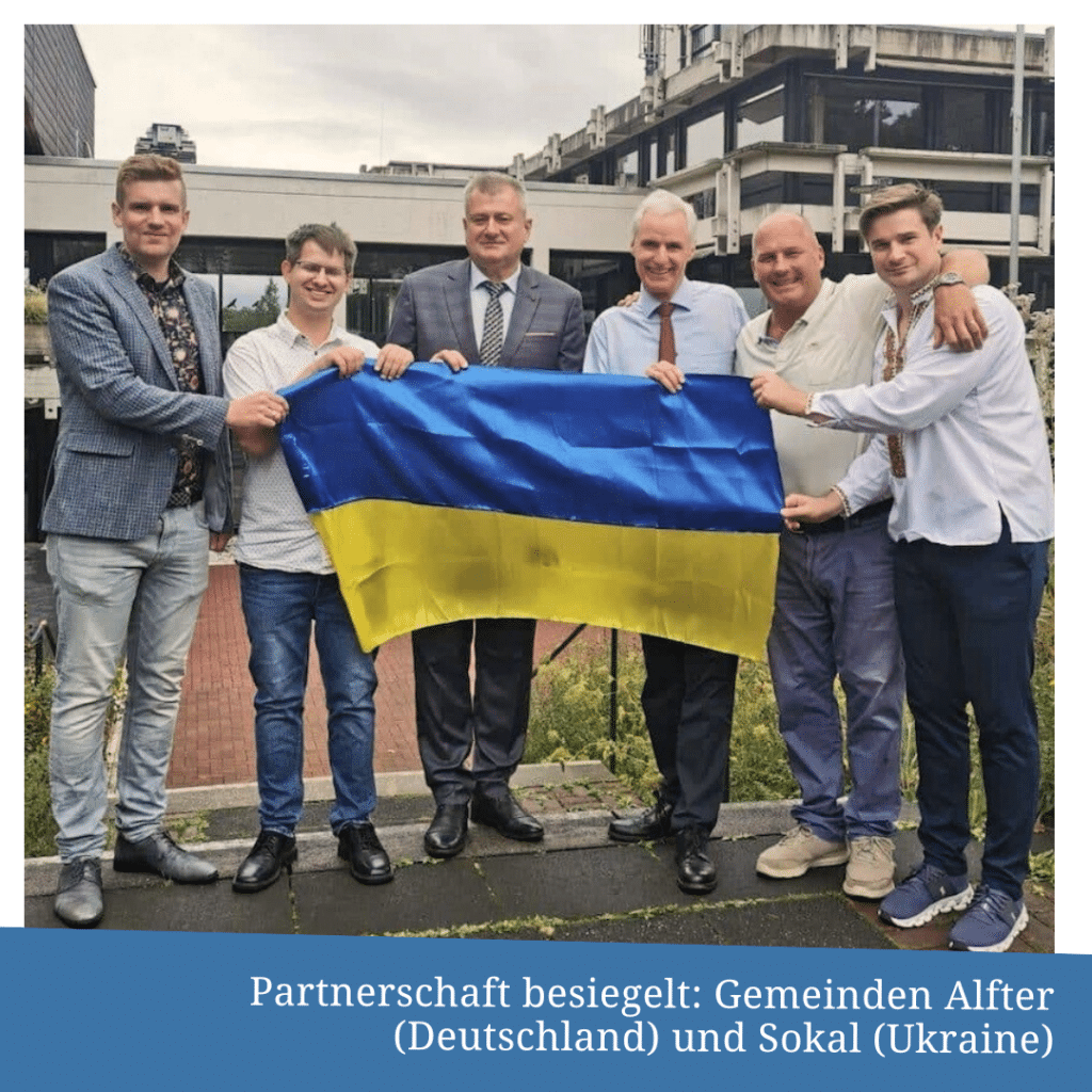 Gruppe mit Ukraine-Flagge